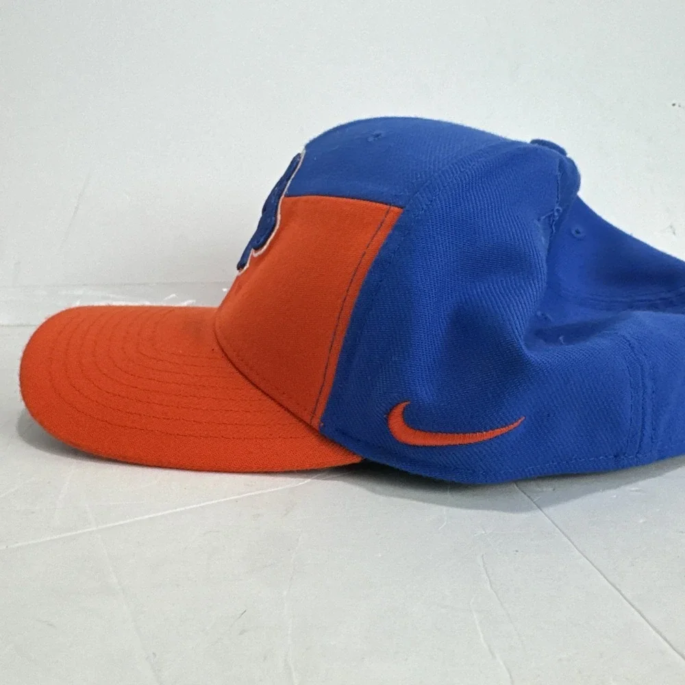 Boise State Broncos Stretch Fit Size M/L Hat Nike Dri-Fit Classic 99 Cap ‎ NCAA